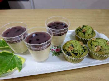 抹茶ケーキと和三盆プリン