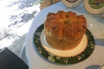 レーズンシフォンブレッド