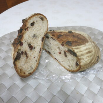 チョコクランベリーのカンパーニュ